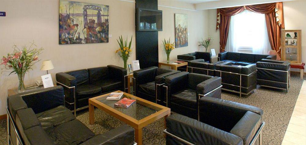 Hotel Aeroparque Inn & Suites Буенос Айрес Интериор снимка
